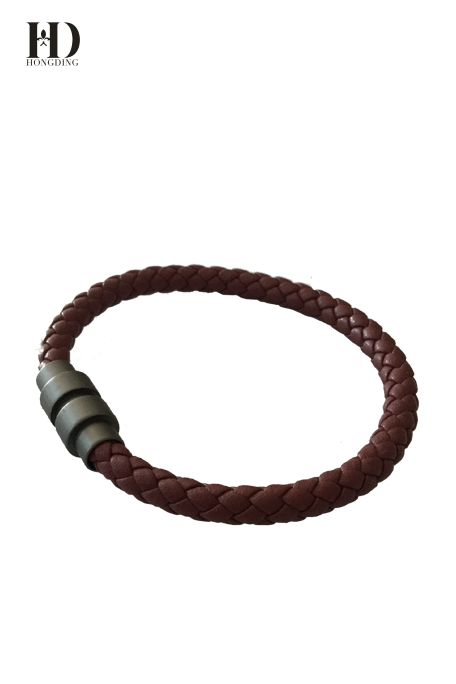 Custom PU Leather Braided Bracelets with Magnetic Buckles