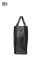 Black Large Capacity Leather Handbags 