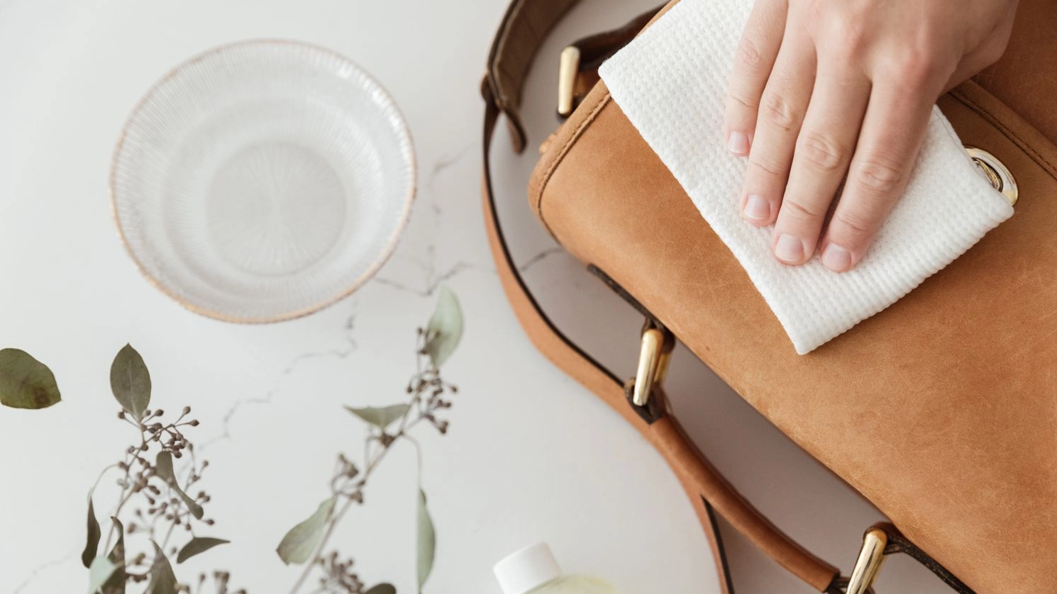 Leather Bag Cleaning: A Comprehensive Guide