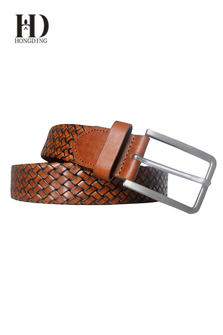 braided belt in imitation leather with a metal buckle